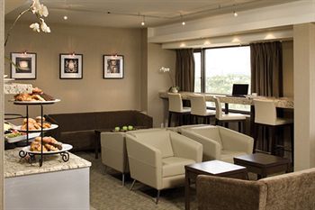Lounge/Bar