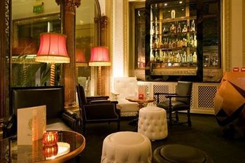 Lounge/Bar