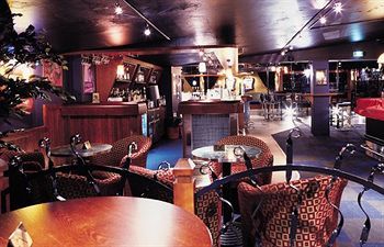 Lounge/Bar