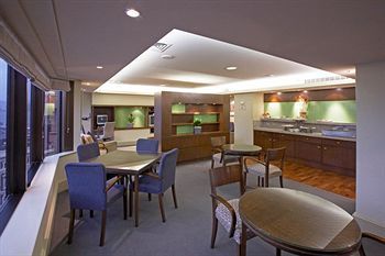 Lounge/Bar