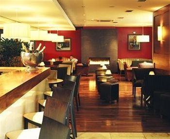 Lounge/Bar