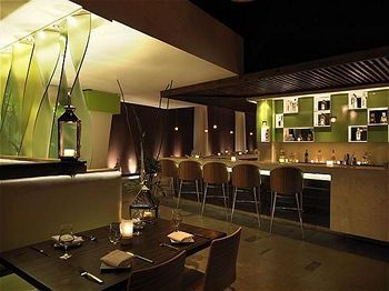 Lounge/Bar