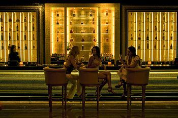 Lounge/Bar