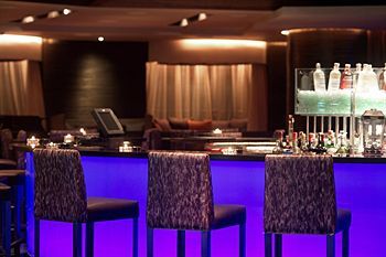 Lounge/Bar
