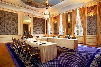 Ballroom/Banquet