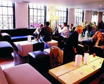 Lounge/Bar