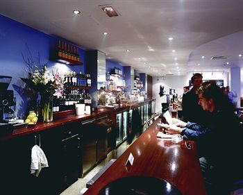 Lounge/Bar