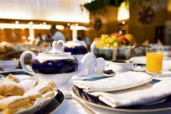 Breakfast room