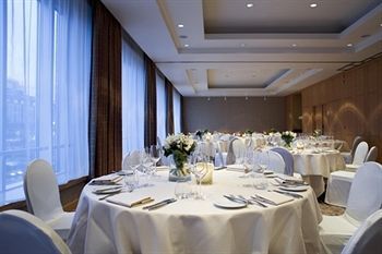 Ballroom/Banquet