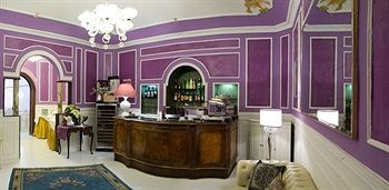Lounge/Bar