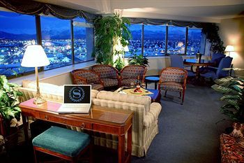 Lounge/Bar