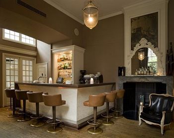 Lounge/Bar
