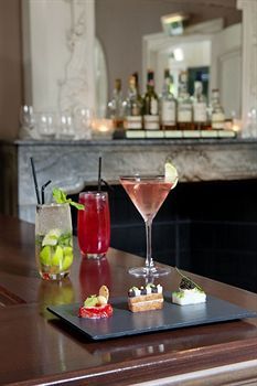 Lounge/Bar