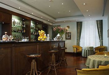 Lounge/Bar