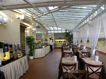 Breakfast room