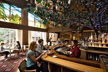 Lounge/Bar