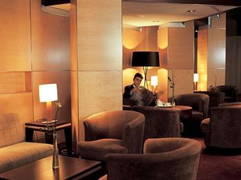 Lounge/Bar