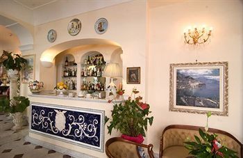 Lounge/Bar