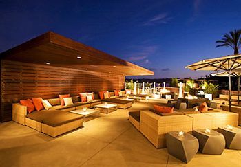 Lounge/Bar
