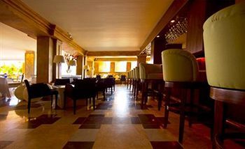 Lounge/Bar