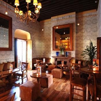 Lounge/Bar