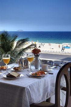 Breakfast room