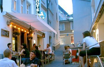 Lounge/Bar