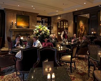 Lounge/Bar
