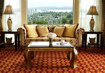 Lounge/Bar