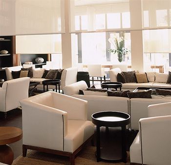 Lounge/Bar
