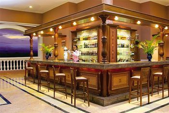 Lounge/Bar