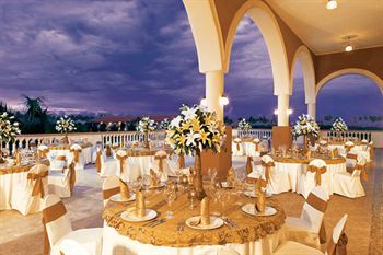 Ballroom/Banquet