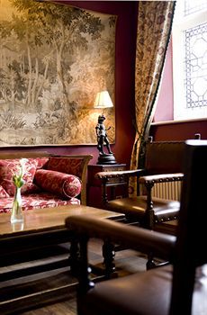 Lounge/Bar