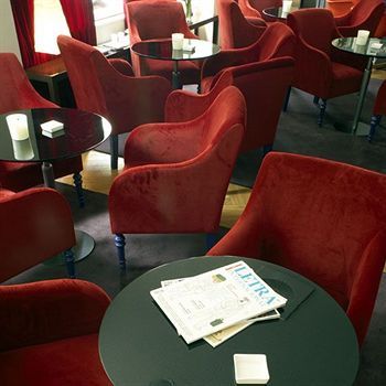 Lounge/Bar