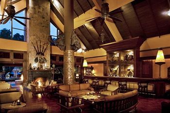 Lounge/Bar
