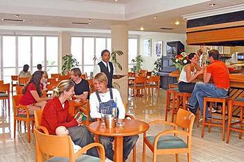 Lounge/Bar