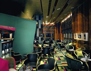 Lounge/Bar