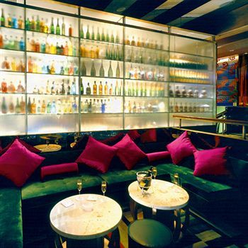 Lounge/Bar