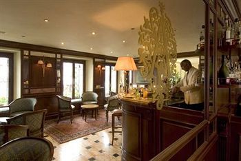 Lounge/Bar