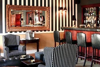 Lounge/Bar