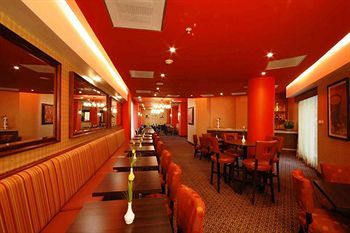 Lounge/Bar