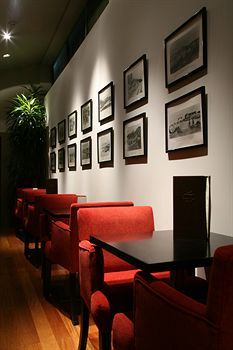 Lounge/Bar