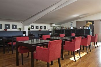 Lounge/Bar