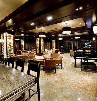 Lounge/Bar