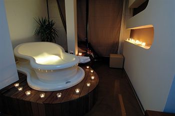 Spa Facility