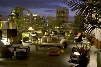 Lounge/Bar