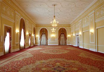 Ballroom/Banquet