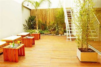 Lounge/Bar