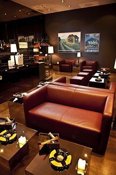Lounge/Bar