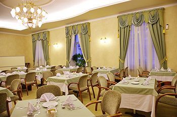 Breakfast room